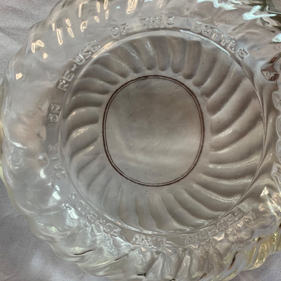 vintage bottle with cork - Picture 7 of 9